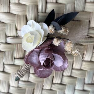 boutonniere enfant rose poudre