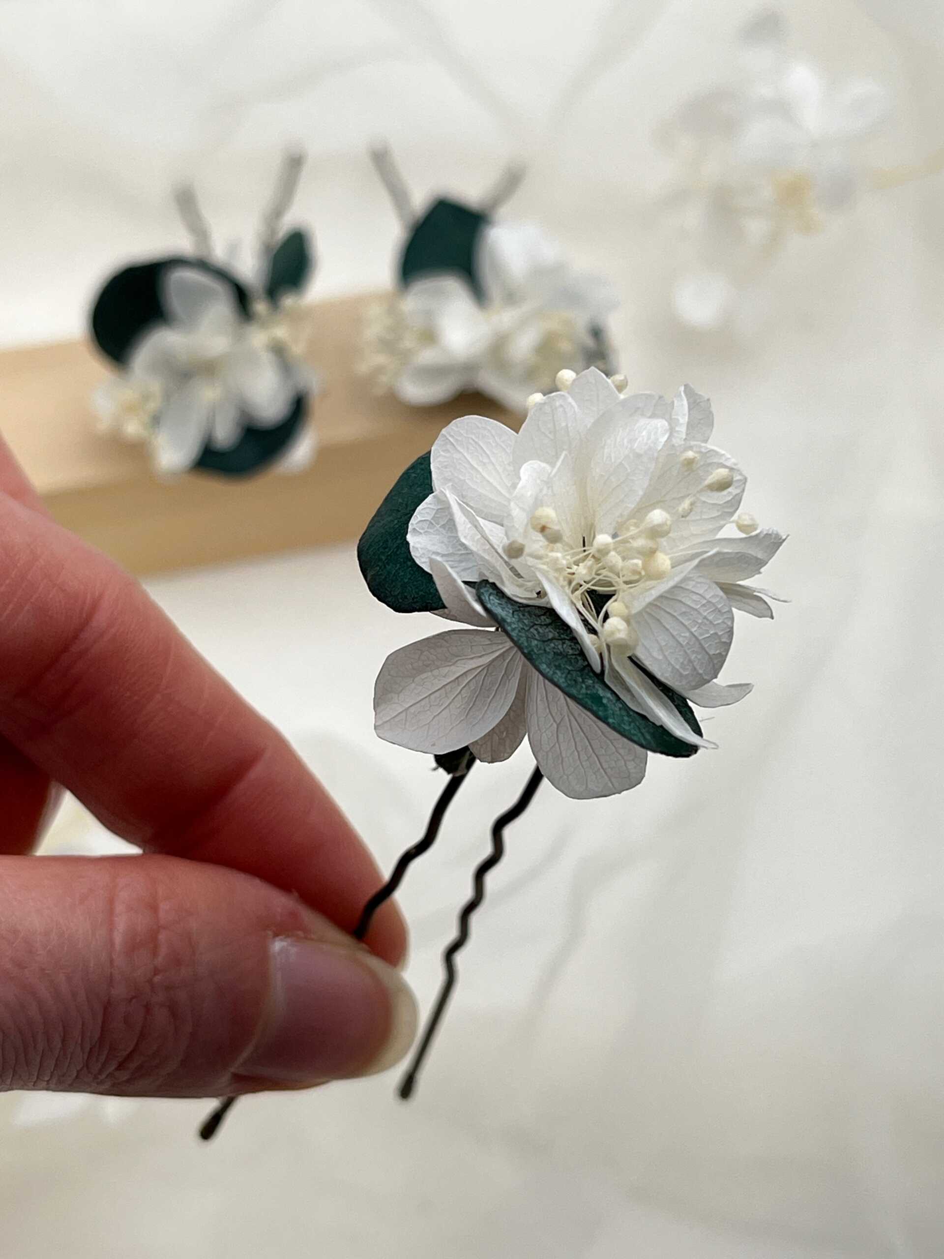 pics-a-cheveux-mariage fleurs-stabilisees